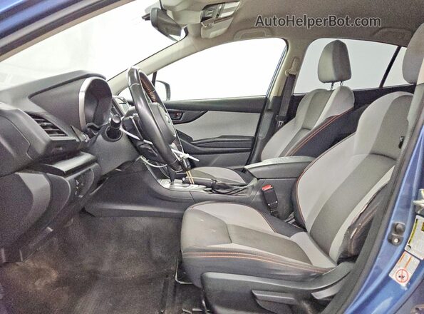 JF2GTADC4J8214591 2018 SUBARU CROSSTREK Blue Dashboard view
