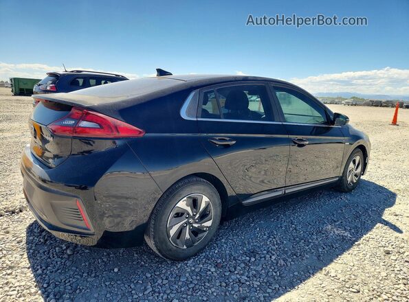 KMHC75LC5HU030445 2017 HYUNDAI IONIQ Black წინა მარჯვენა
