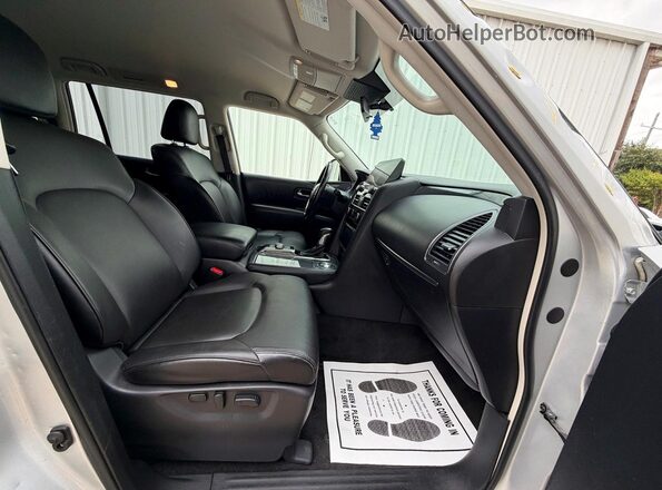 JN8AY2AC8M9146394 2021 NISSAN ARMADA Silver Vista trasera