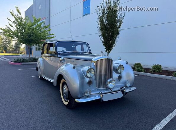 B308MD 1951 BENTLEY ALL MODELS Двухцветный Задняя левая четверть