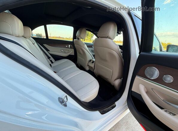 WDDZF4KBXHA036107 2017 MERCEDES-BENZ E-CLASS White Front interior view