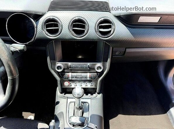 1FATP8EM1H5236809 2017 FORD MUSTANG Yellow Instrument cluster view