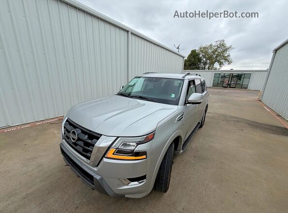 JN8AY2AC8M9146394 2021 NISSAN ARMADA Silver Trasero derecho