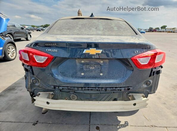 1G1BE5SM8H7184932 2017 CHEVROLET CRUZE Gray Front interior view