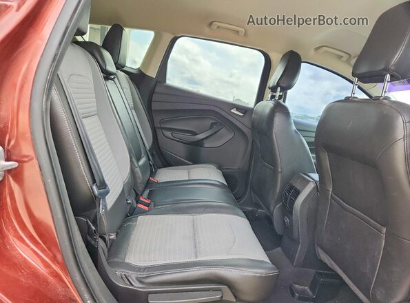 1FMCU9GD6JUA22816 2018 FORD ESCAPE Red Вид задньої частини салону