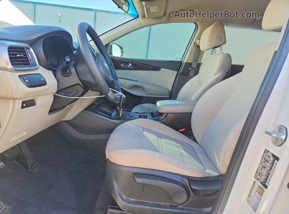 5XYPG4A35HG217575 2017 KIA SORENTO White Առջևի վահանակի տեսք