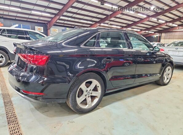 WAUAUGFF8J1040512 2018 AUDI A3 Black Передня права чверть