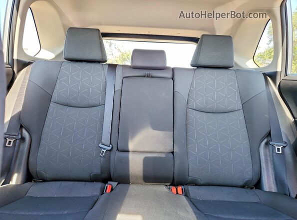 4T3RWRFV0SU164781 2025 TOYOTA RAV4 Серебряный Вид задней части салона