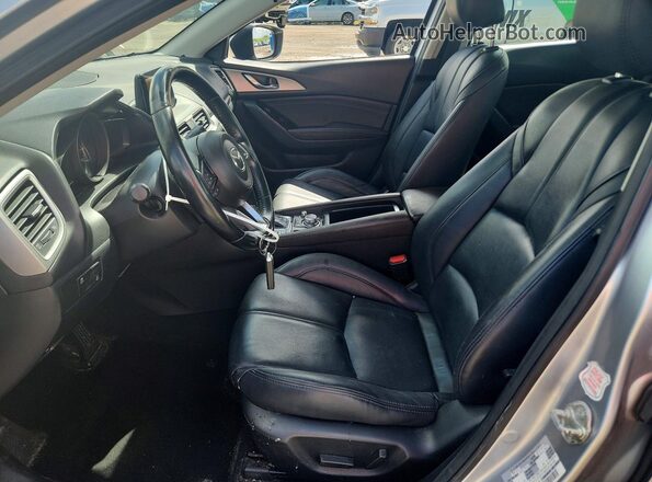 3MZBN1V35JM205845 2018 MAZDA 3 Серебряный Вид панели приборов