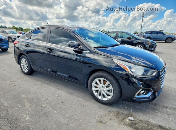 3KPC24A69NE177534 2022 HYUNDAI ACCENT Black Widok z przodu