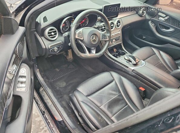 55SWF4JB0GU101355 2016 MERCEDES-BENZ C Black Vista del salpicadero