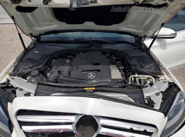 55SWF4JB0GU130984 2016 MERCEDES-BENZ C White Widok wnętrza z tyłu