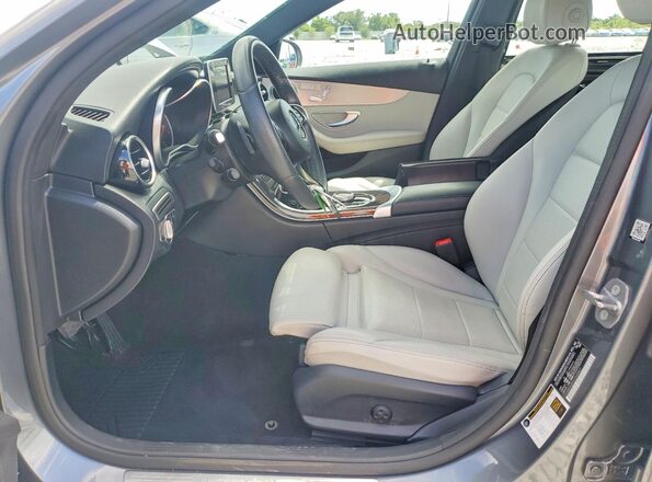 55SWF4JB0JU268807 2018 MERCEDES-BENZ C Gray Widok wnętrza z przodu