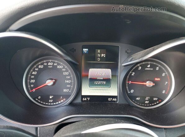 55SWF4JB2HU222843 2017 MERCEDES-BENZ C Black Vista del cuadro de instrumentos