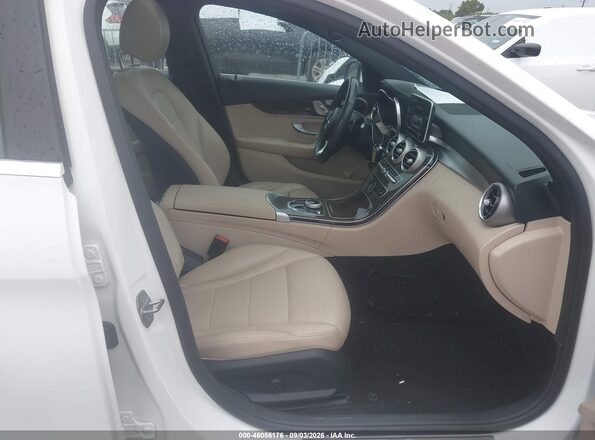 55SWF4JB3JU240306 2018 MERCEDES-BENZ C-CLASS White Вид салону спереду