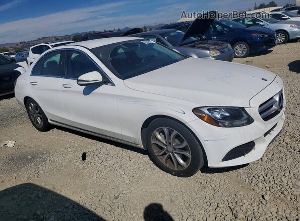 55SWF4JB4GU156729 2016 MERCEDES-BENZ C White Delantero derecho