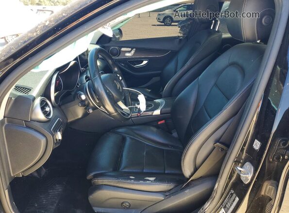 55SWF4JB4HU194155 2017 MERCEDES-BENZ C Черный Вид салона спереди