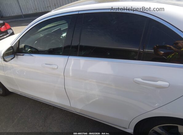 55SWF4JB4HU214419 2017 MERCEDES-BENZ C-CLASS White Սալոնի 360 աստիճան տեսք