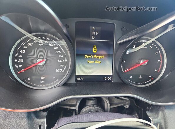 55SWF4JB4JU280037 2018 MERCEDES-BENZ C Black Вид щитка приладів
