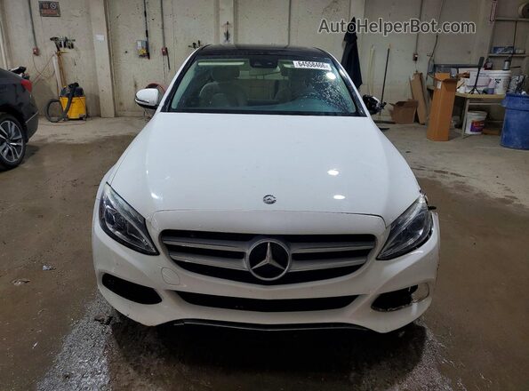55SWF4JB6GU155226 2016 MERCEDES-BENZ C White Widok z przodu