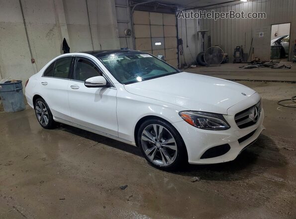 55SWF4JB6GU155226 2016 MERCEDES-BENZ C White Przód prawy