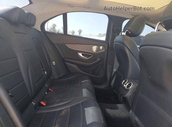 55SWF4JB6HU223588 2017 MERCEDES-BENZ C Black Vista de los asientos traseros