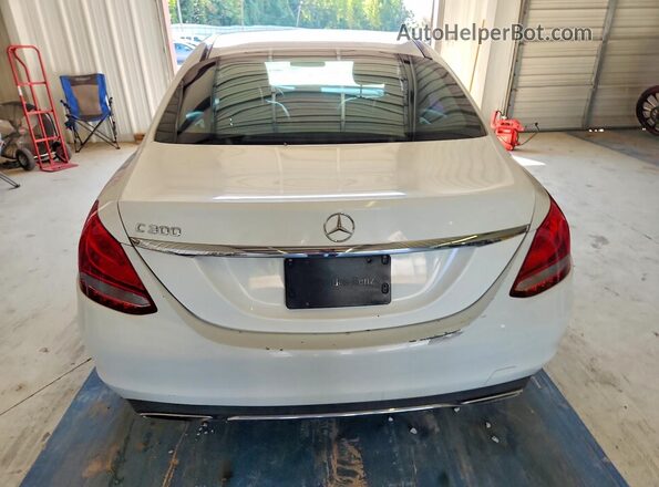 55SWF4JB6JU245340 2018 MERCEDES-BENZ C White Vista trasera