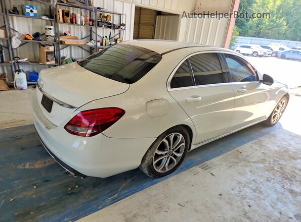 55SWF4JB6JU245340 2018 MERCEDES-BENZ C White Trasero derecho