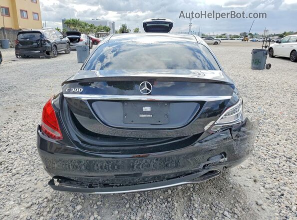 55SWF4JB7HU183473 2017 MERCEDES-BENZ C Black Հետևի տեսք