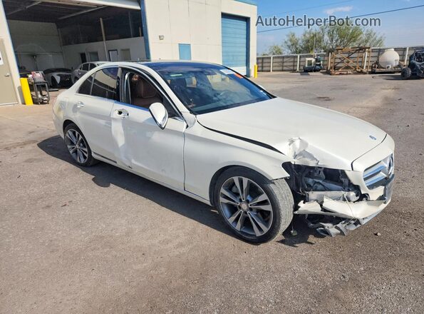 55SWF4JB7HU196370 2017 MERCEDES-BENZ C White Передня права чверть