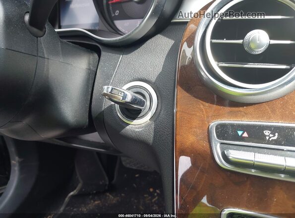 55SWF4JB7HU198331 2017 MERCEDES-BENZ C-CLASS Black Вид панелі приладів