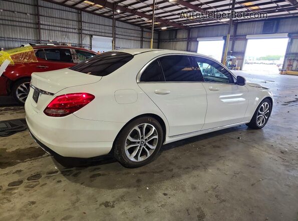 55SWF4JB7HU217816 2017 MERCEDES-BENZ C White Tył prawy