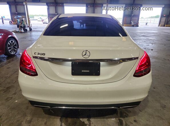 55SWF4JB7HU217816 2017 MERCEDES-BENZ C White Widok z tyłu