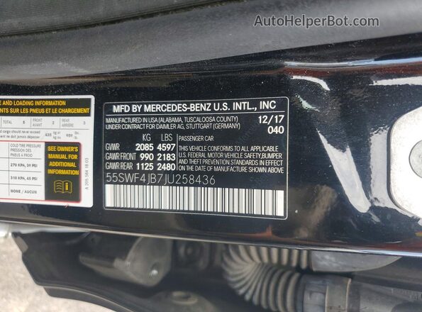 55SWF4JB7JU258436 2018 MERCEDES-BENZ C Black Vista del compartimento del motor