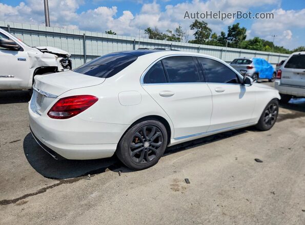 55SWF4JB8GU156913 2016 MERCEDES-BENZ C White Задня права чверть
