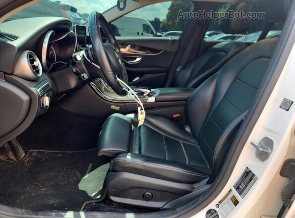 55SWF4JB8GU156913 2016 MERCEDES-BENZ C White Вид салону спереду
