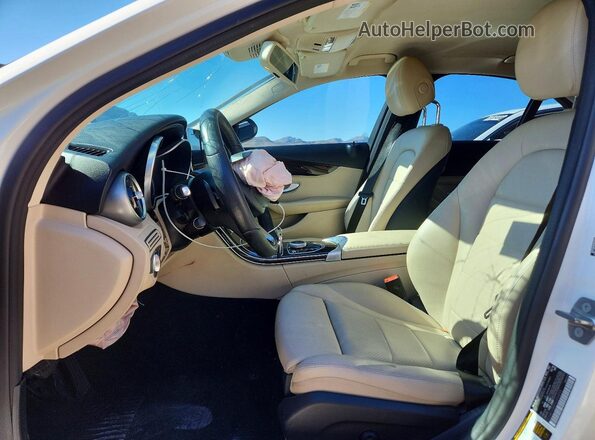 55SWF4JB8HU204895 2017 MERCEDES-BENZ C White Front interior view