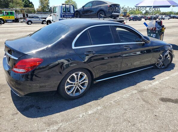 55SWF4JB8JU246005 2018 MERCEDES-BENZ C Черный Задняя правая четверть