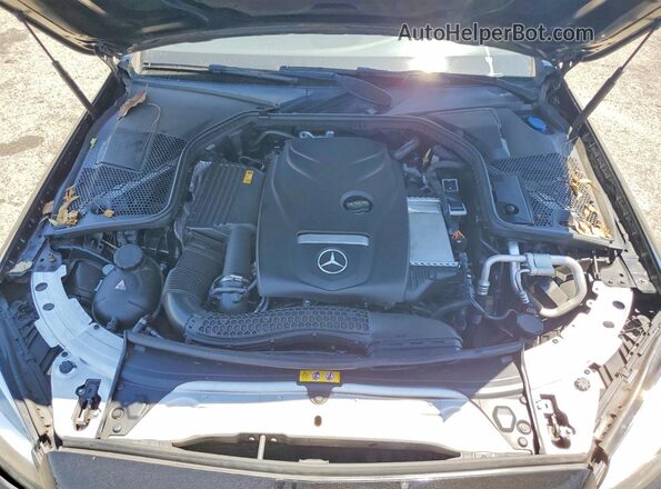 55SWF4JB8JU246005 2018 MERCEDES-BENZ C Черный Вид задней части салона