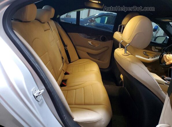 55SWF4JB9GU113505 2016 MERCEDES-BENZ C Silver Вид задніх сидінь