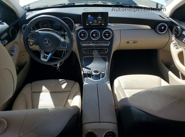 55SWF4JB9HU209989 2017 MERCEDES-BENZ C Белый Вид панели приборов