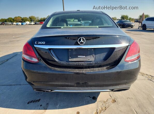 55SWF4JBXGU155942 2016 MERCEDES-BENZ C Black Vista trasera