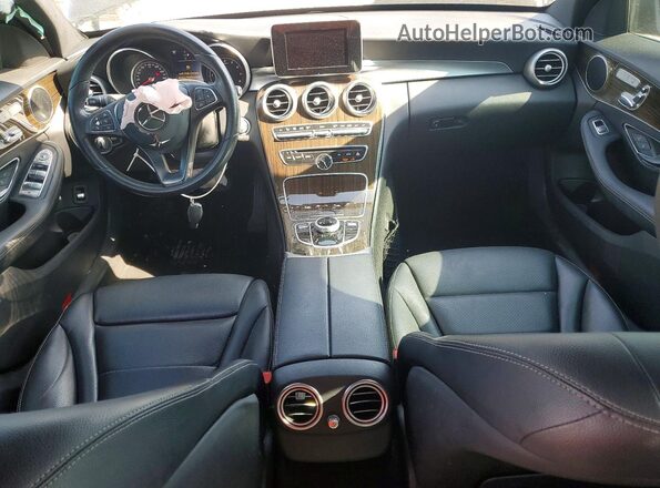 55SWF4JBXJU236513 2018 MERCEDES-BENZ C Black წინა პანელის ხედი