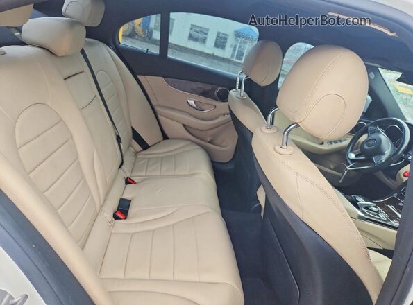 55SWF4KB0HU199318 2017 MERCEDES-BENZ C-CLASS White Widok wnętrza z tyłu