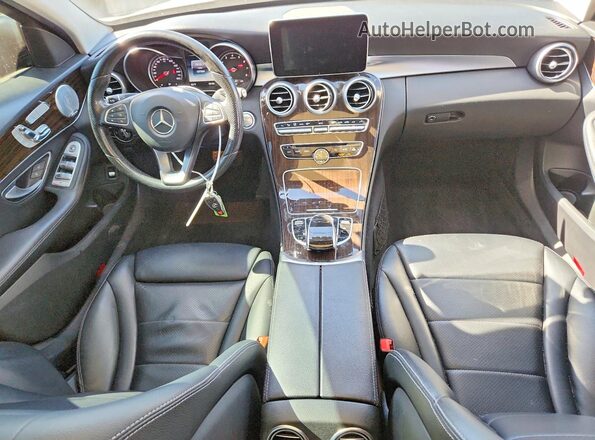 55SWF4KB0HU208731 2017 MERCEDES-BENZ C Gray Vista del salpicadero