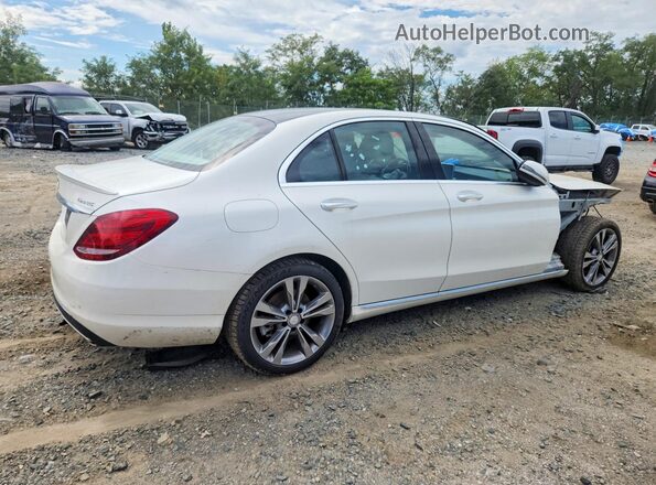 55SWF4KB1GU153432 2016 MERCEDES-BENZ C White Trasero derecho