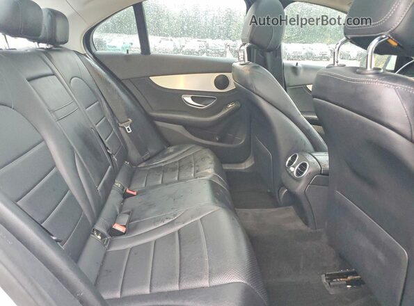 55SWF4KB2GU110086 2016 MERCEDES-BENZ C White Vista de los asientos traseros
