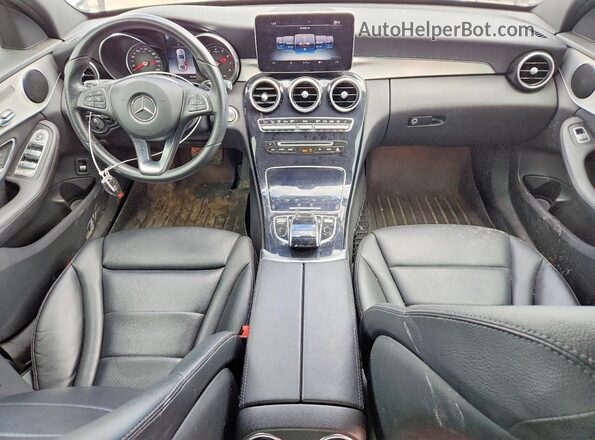 55SWF4KB2JU255460 2018 MERCEDES-BENZ C White Vista del salpicadero
