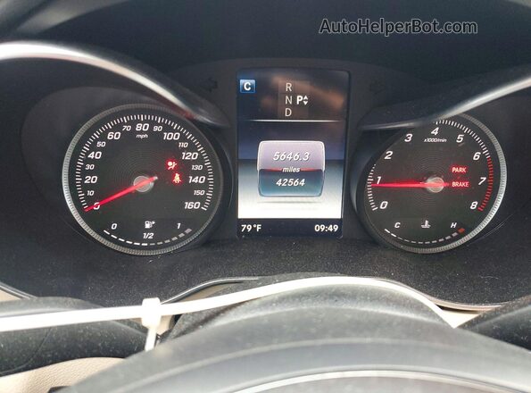 55SWF4KB2JU259606 2018 MERCEDES-BENZ C Black Սարքավորումների վահանակի տեսք