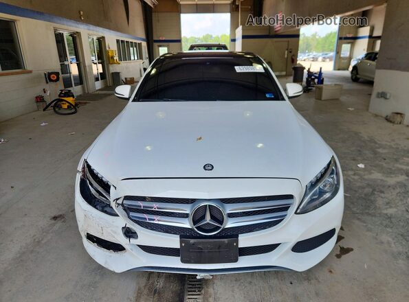 55SWF4KB3GU169969 2016 MERCEDES-BENZ C White Вид спереду